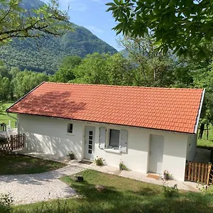 La Petite Maison-les Logis D'agaliaure Château-Verdun
